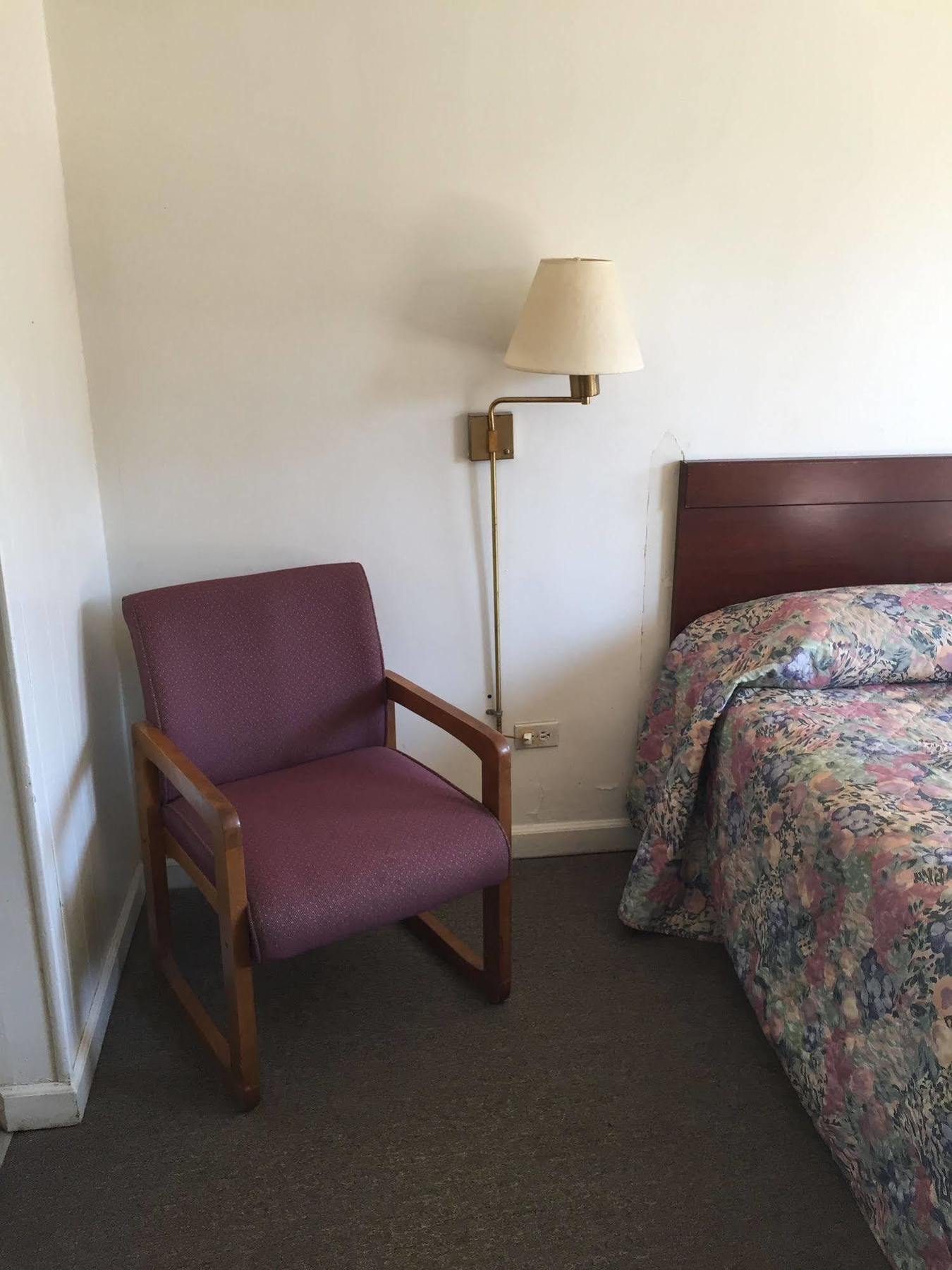 Hotel Portsmouth Oh Bagian luar foto