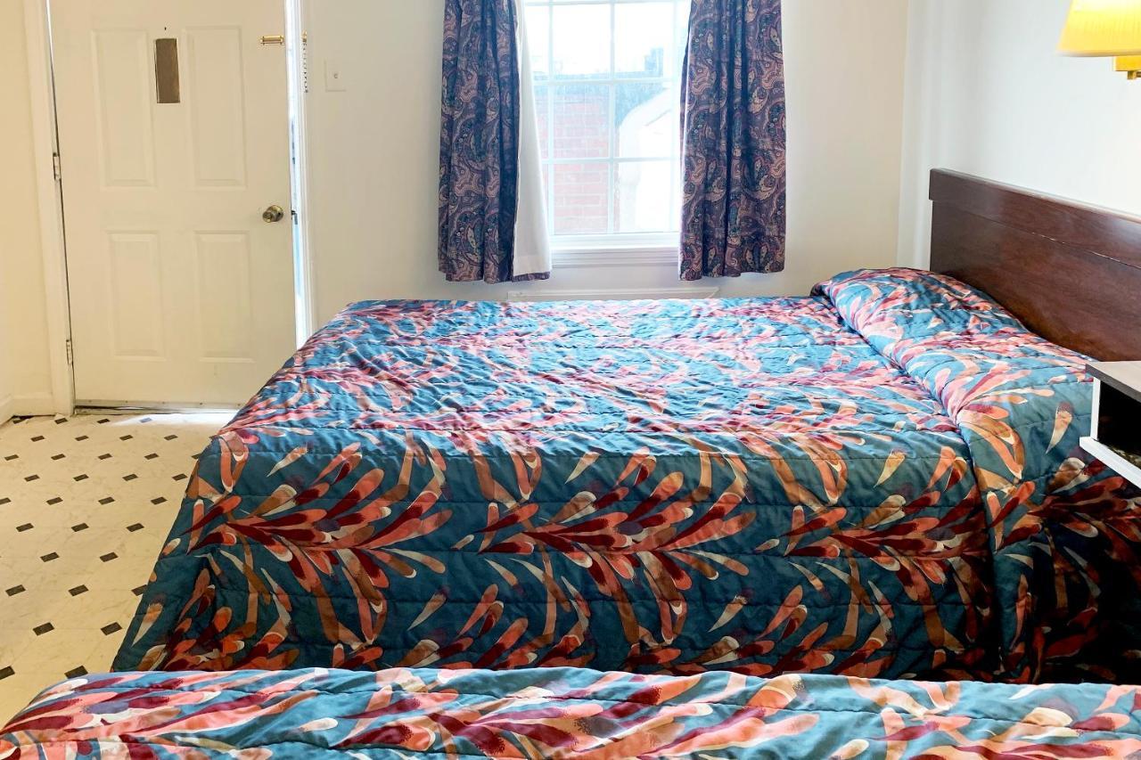 Hotel Portsmouth Oh Bagian luar foto