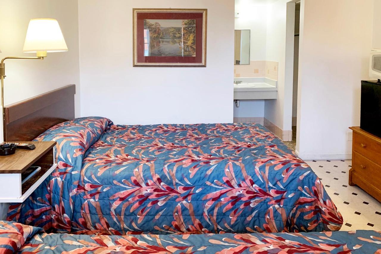 Hotel Portsmouth Oh Bagian luar foto